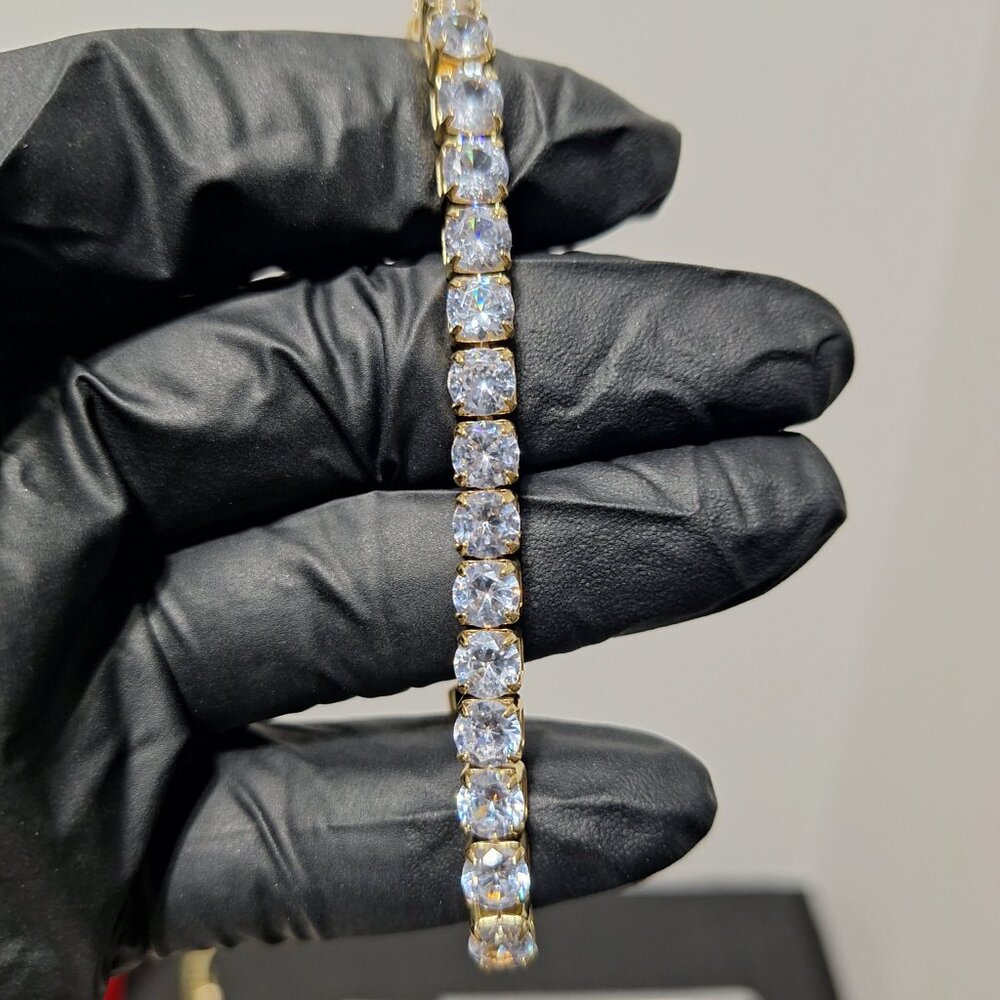 Women bracelet